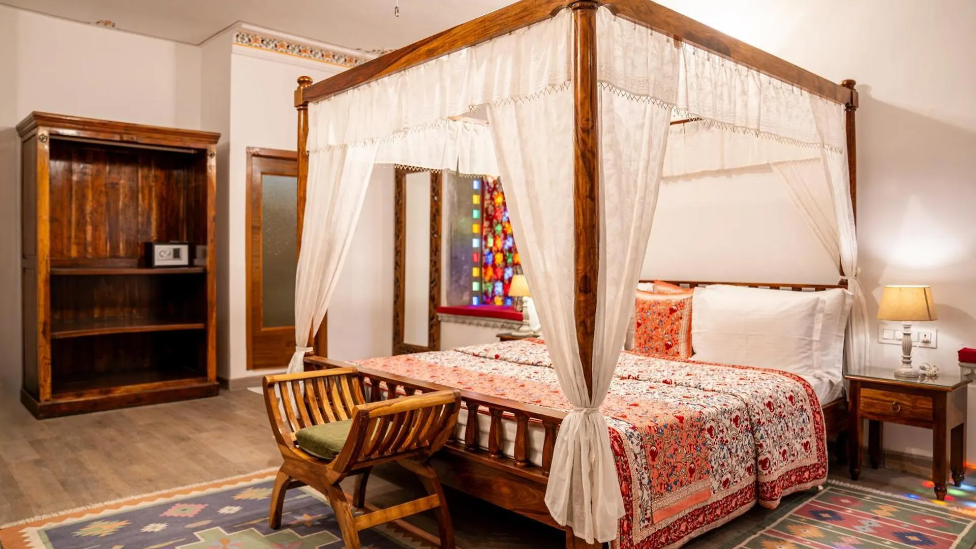 Hotel Udaigarh - Udaipur 3*,
