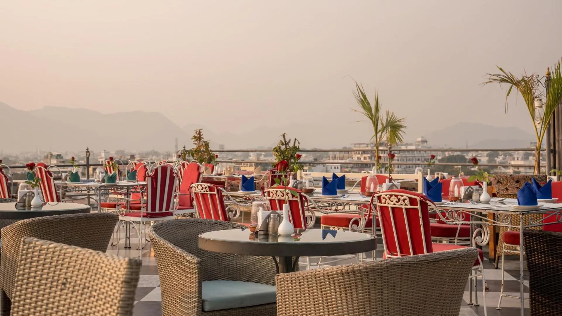 ***  Hotel Udaigarh - Udaipur Indien