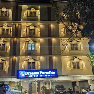  Motel Dreams Paradise Airport Residency India