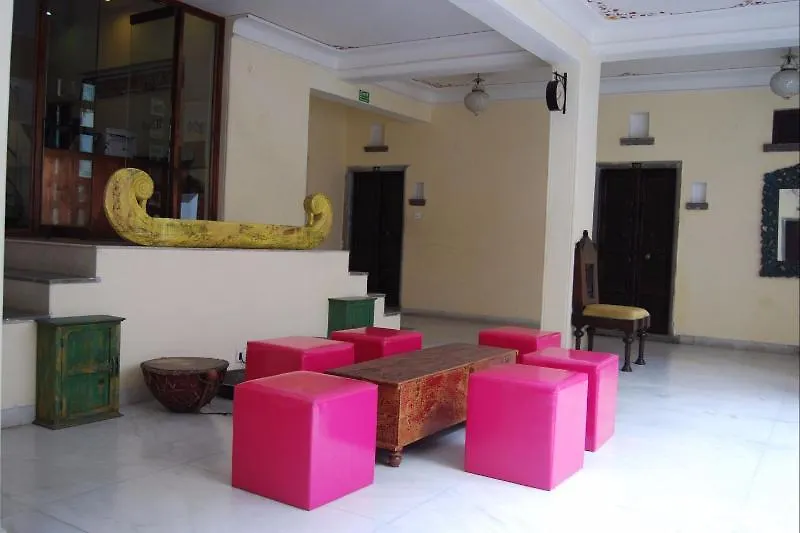Udaigarh - Udaipur Hotel 3*,